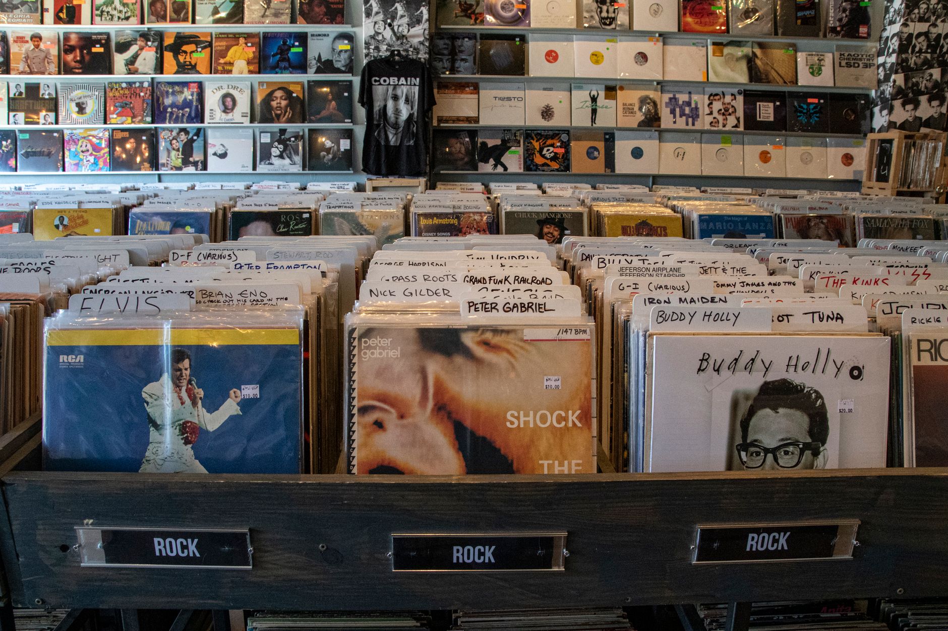 Steve's Music Store closes after 62 years; final inventory sells at two-day online auction