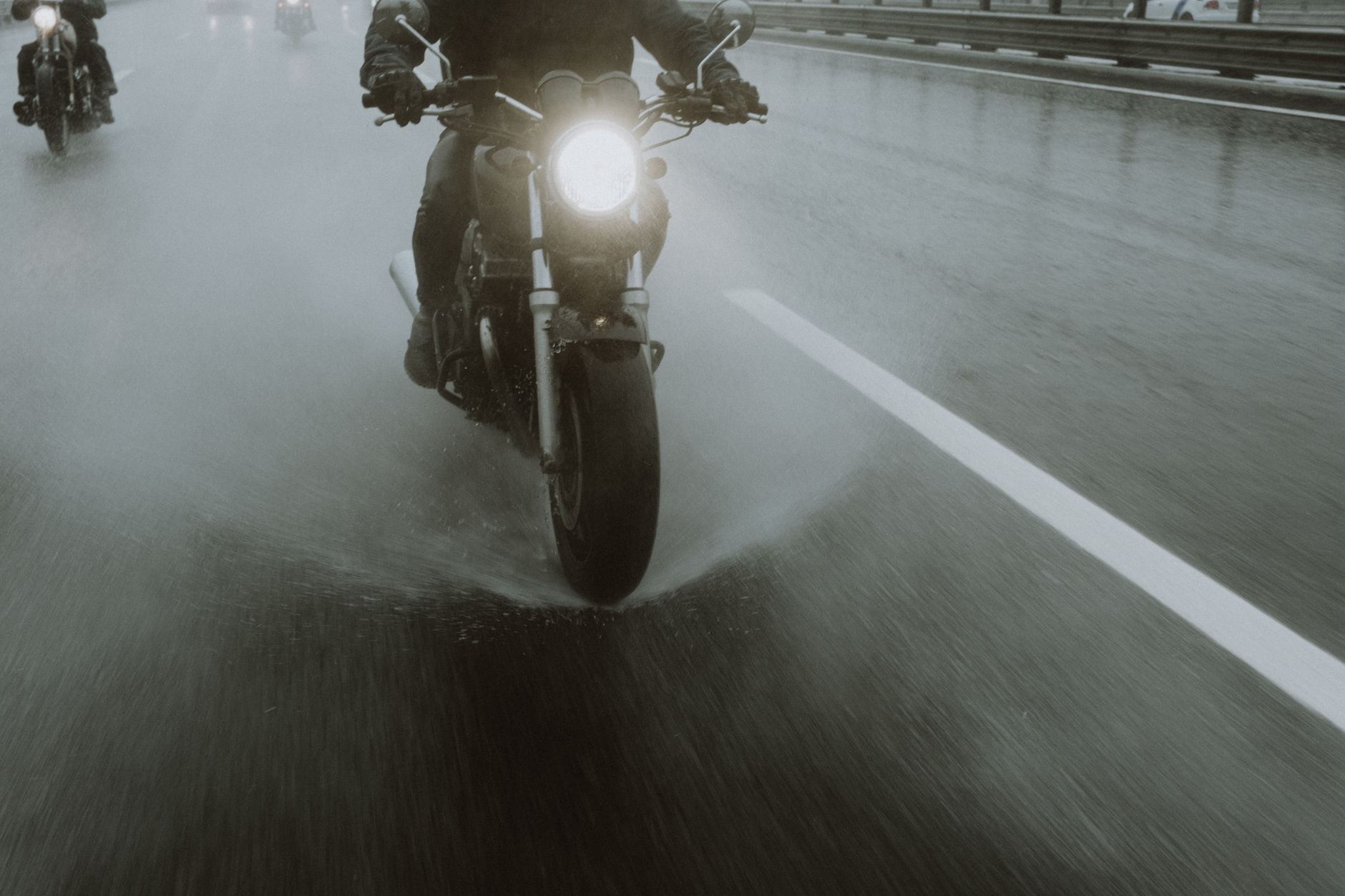 Motorcyclist seriously injured in Scarborough crash