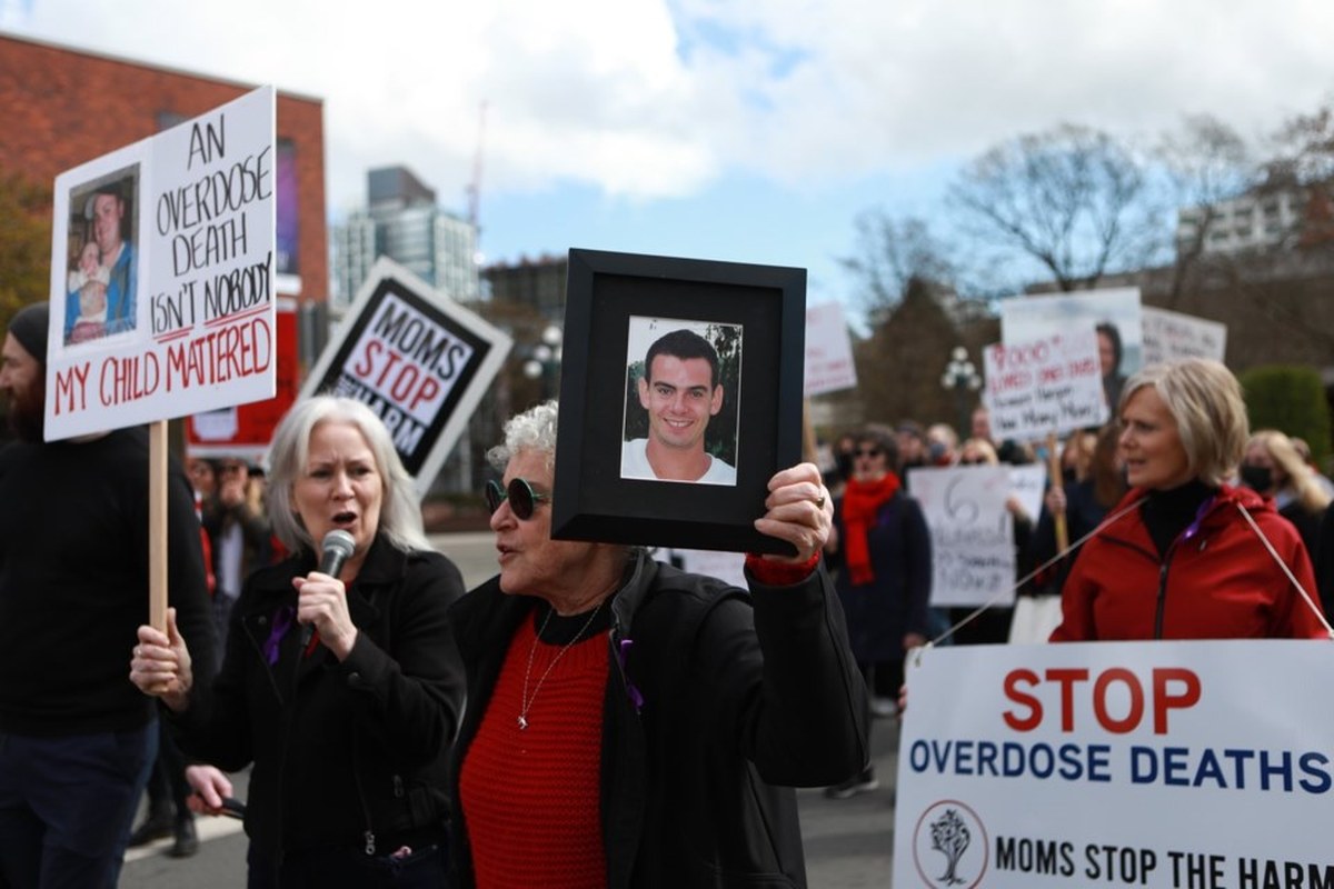 Toxic drug deaths plummet 32% as province turns corner