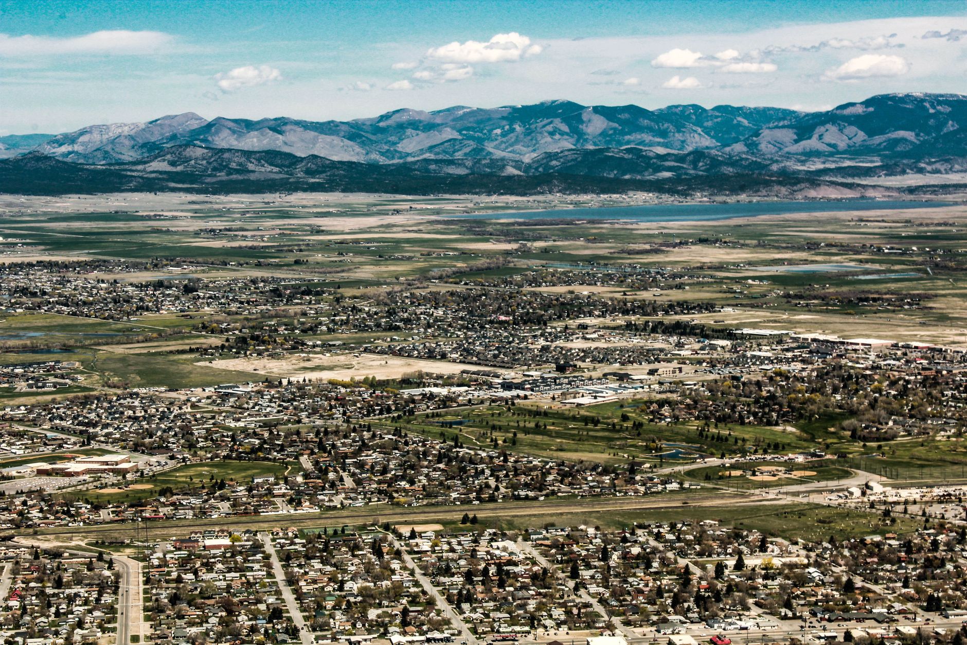 Rocky View County pauses new data centres while Edmonton welcomes Meta deal