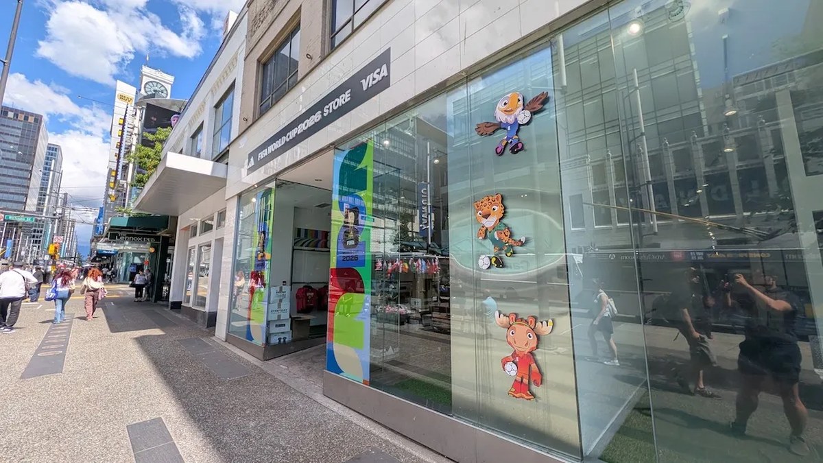 Two official FIFA stores opening downtown this weekend