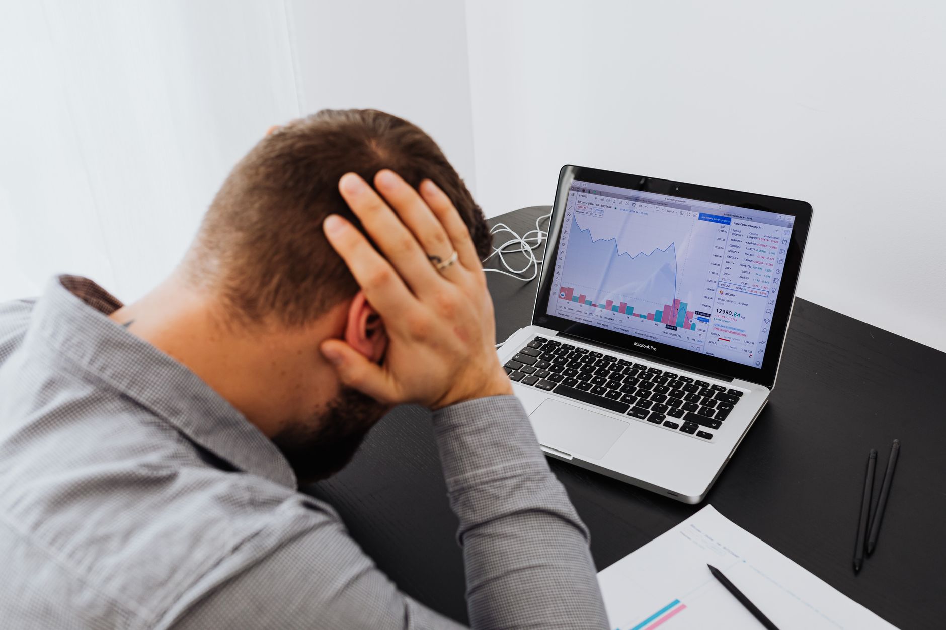 Canadians overwhelmingly worried about data centre power bills and environmental damage, poll finds