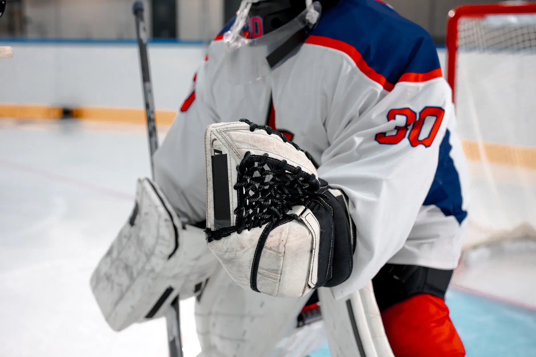 Former Oilers goalie Jack Campbell retires to become a life coach