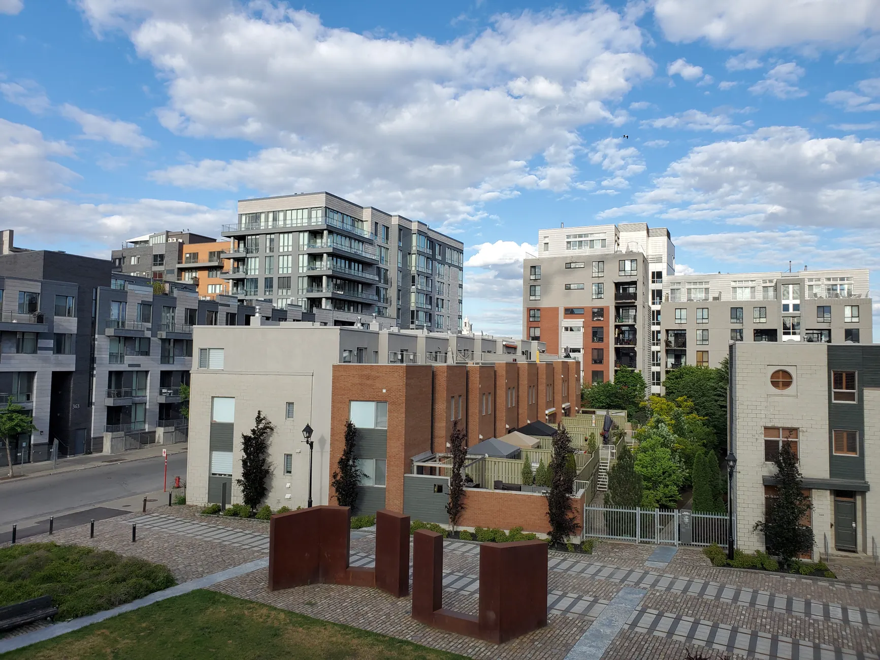 Toronto home prices fell 2.7% year-over-year but experts see recovery signs in second half