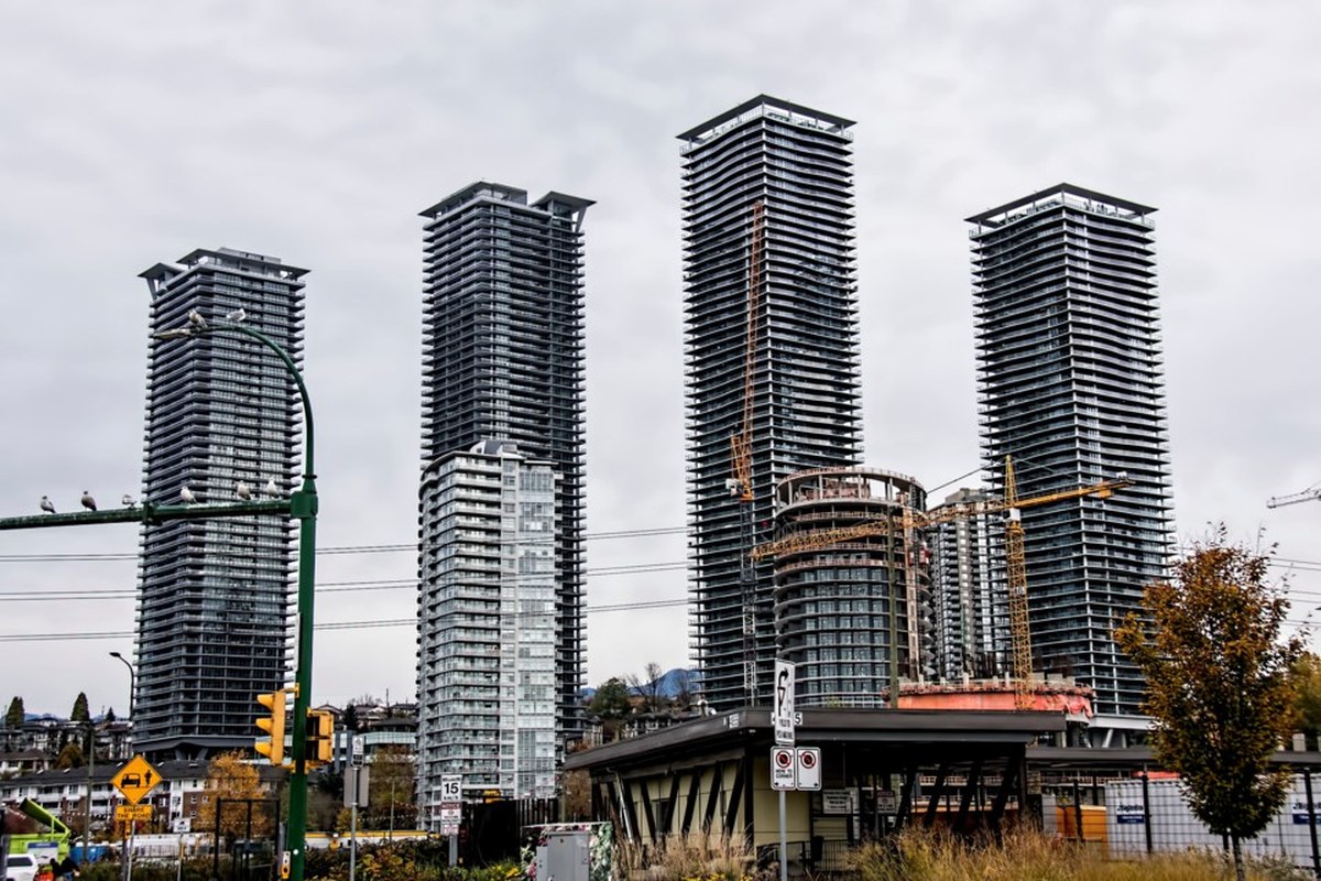 Record-high unsold condos pile up across Metro Vancouver