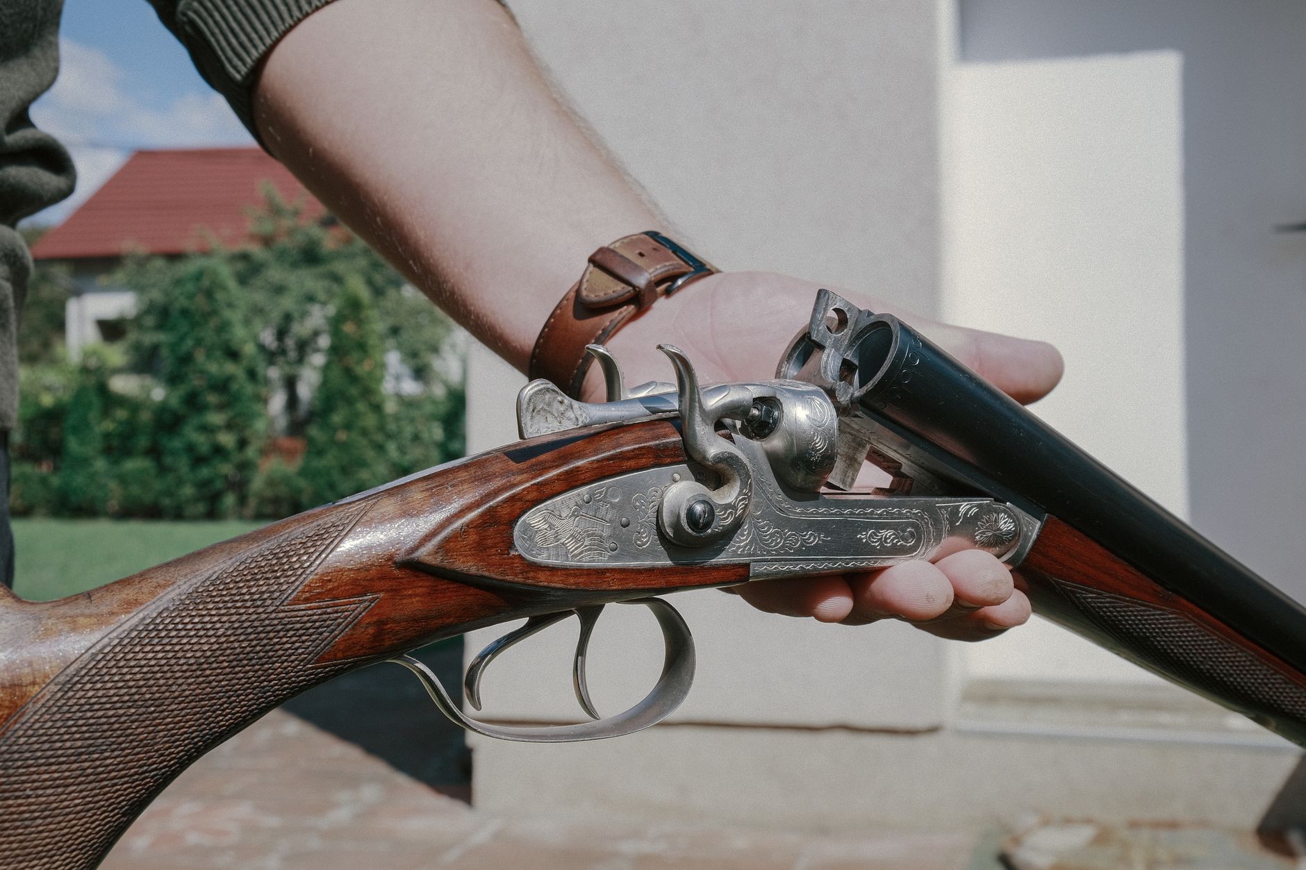 Gun spotted in Jane and Finch, schools in lockdown