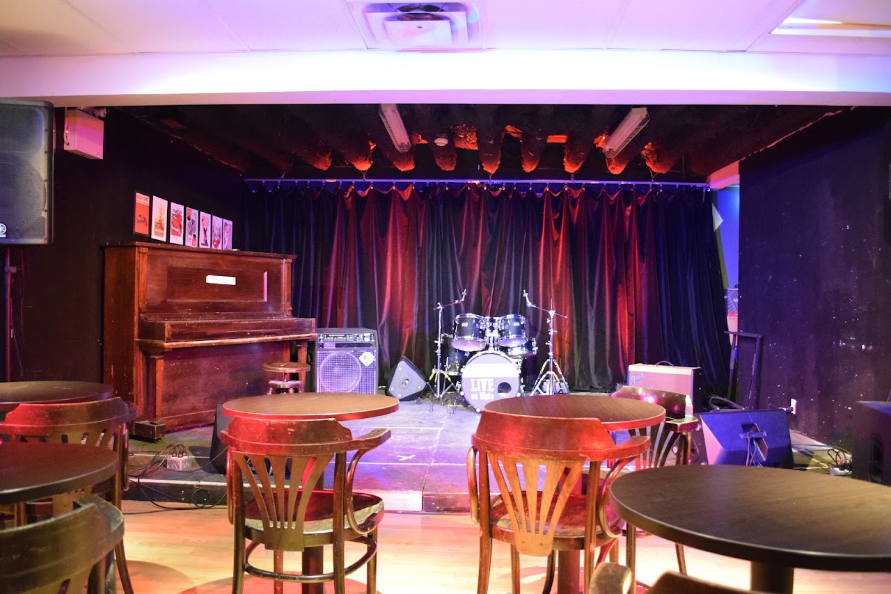 Ottawa's early-show trend is reshaping nightlife