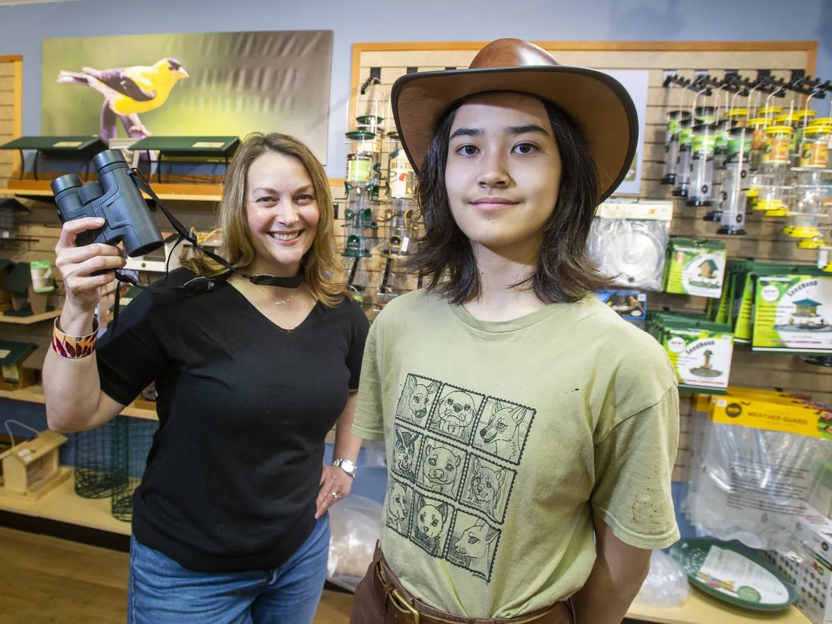 Young birders are reshaping Edmonton's birdwatching scene