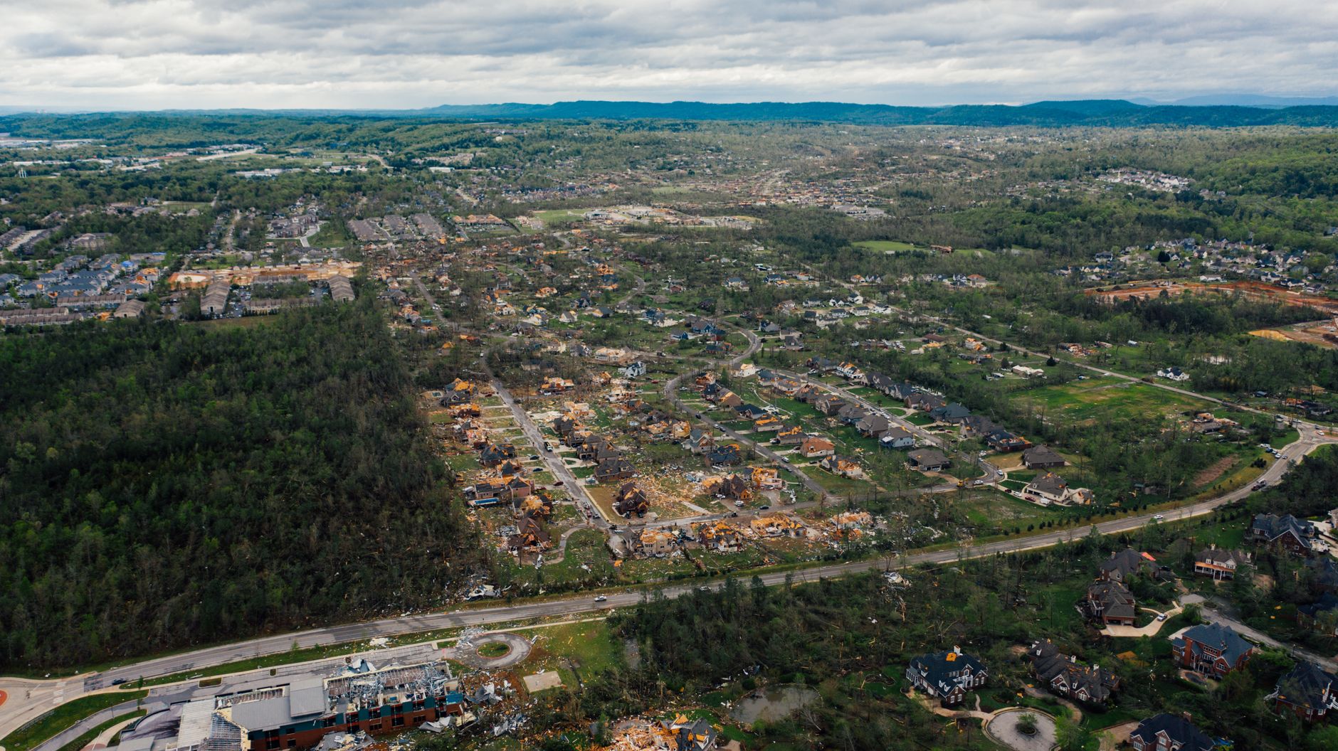 Possible tornado tears through Laurentians, damages homes and power lines