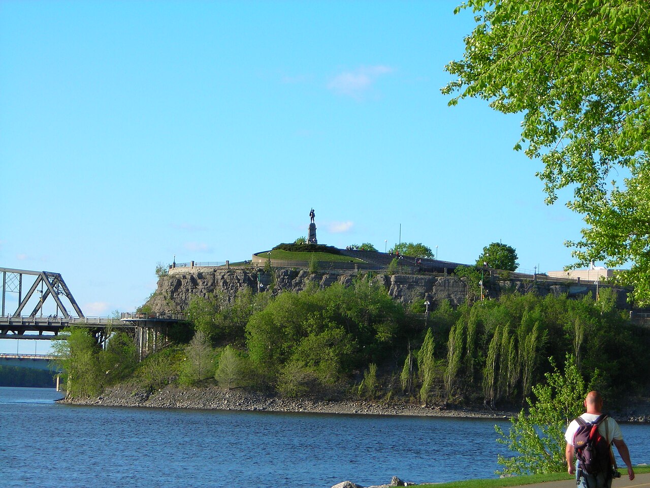 Ottawa River pathway behind Parliament Hill reopens after four-year closure