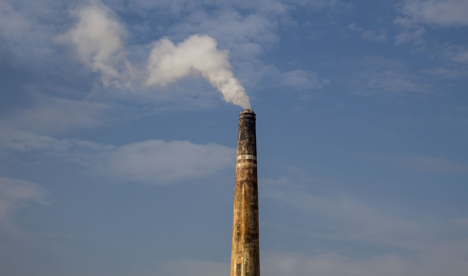Smoky Tuesday: Indoor plans and road patience required